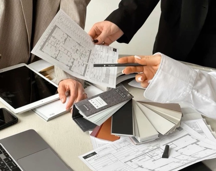 Muestras y paneles de consultoría